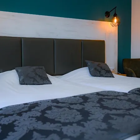 Logis Clermotel Agnetz Buitenkant foto