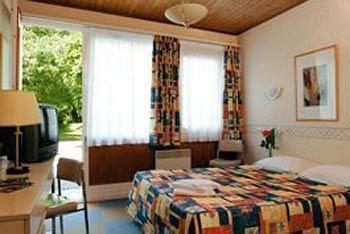 Hotel Logis Clermotel 3*